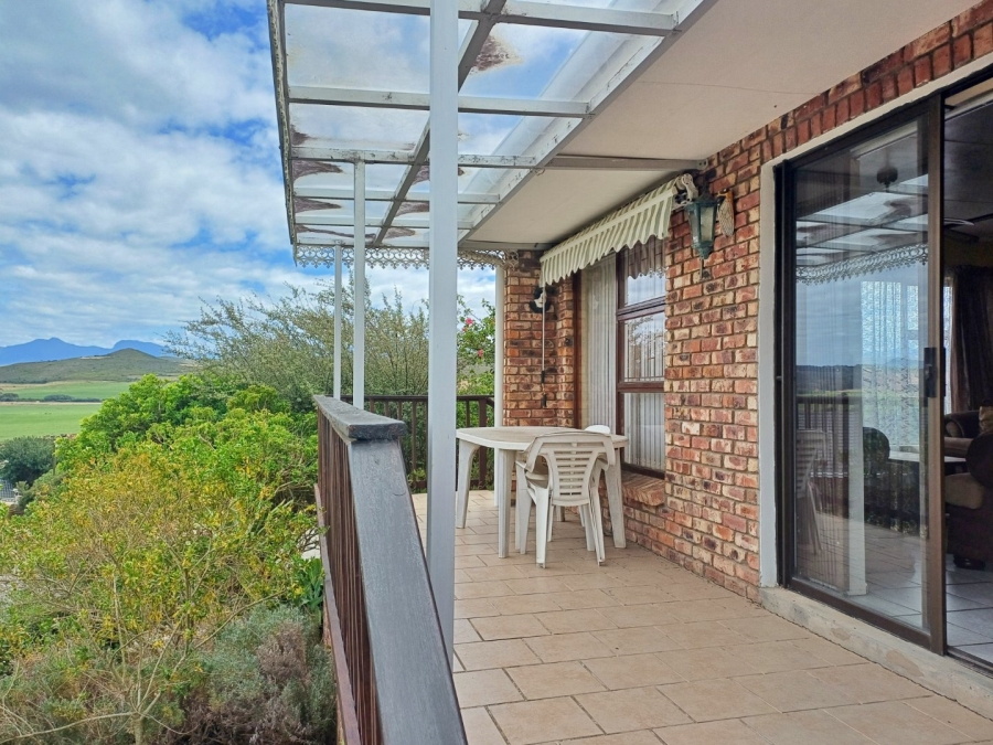 2 Bedroom Property for Sale in Fraaiuitsig Western Cape